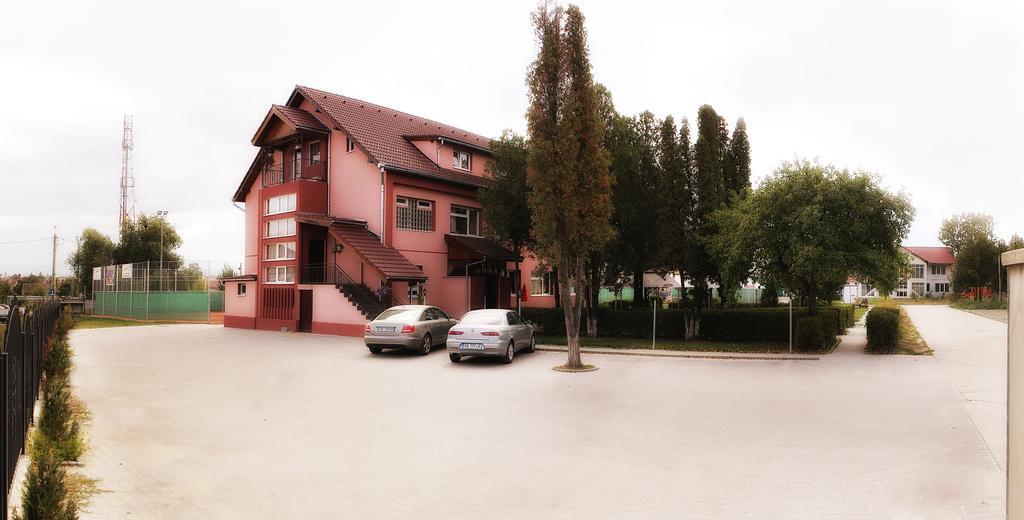 Hotel Pamira Sibiu Luaran gambar
