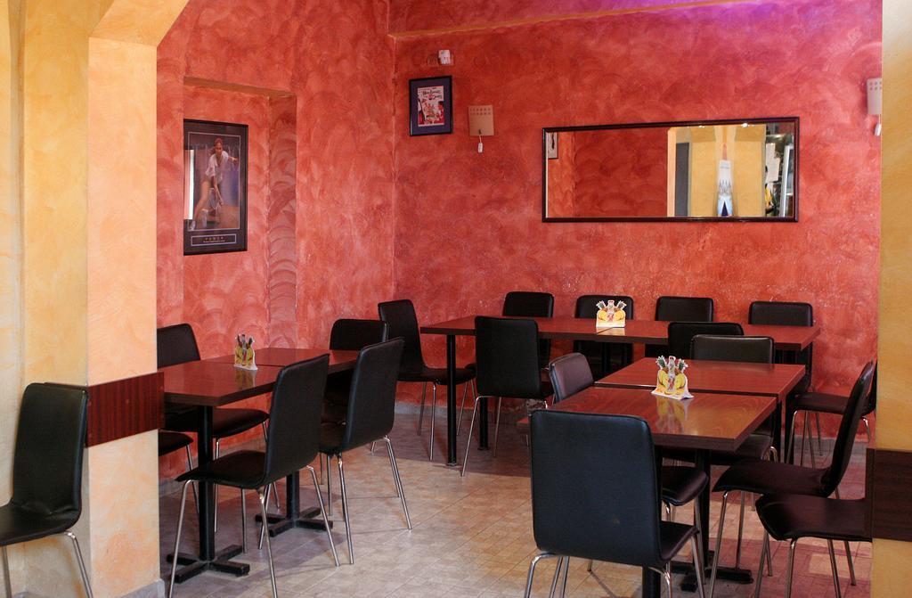 Hotel Pamira Sibiu Luaran gambar